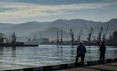 Georgienreise Frühstück im Kaukasus Kaukasus-Reisen Urlaub in Georgien Reise Kleingruppe Tiflis Tbilissi David Garedschi David Gareji Kachetien Lagodechi Telawi Signaghi Stepantsminda Georgische Heerstraße Kasbek Kasbegi Ananuri Mzcheta Uplisziche Gori Kutaissi Gelati Swanetien Mestia Ushguli Batumi Schwarzes Meer deutschsprachige Reiseleitung kleine feine Hotels und Gasthäuser Wanderungen Kultur georgische Geschichte georgische Kulinarik