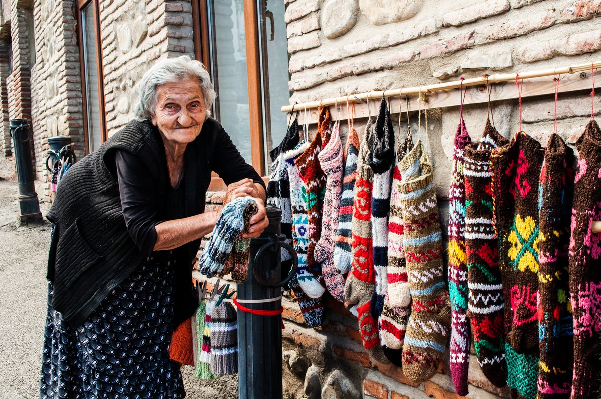 Georgienreise Frühstück im Kaukasus Kaukasus-Reisen Urlaub in Georgien Reise Kleingruppe Tiflis Tbilissi David Garedschi David Gareji Kachetien Lagodechi Telawi Signaghi Stepantsminda Georgische Heerstraße Kasbek Kasbegi Ananuri Mzcheta Uplisziche Gori Kutaissi Gelati Swanetien Mestia Ushguli Batumi Schwarzes Meer deutschsprachige Reiseleitung kleine feine Hotels und Gasthäuser Wanderungen Kultur georgische Geschichte georgische Kulinarik