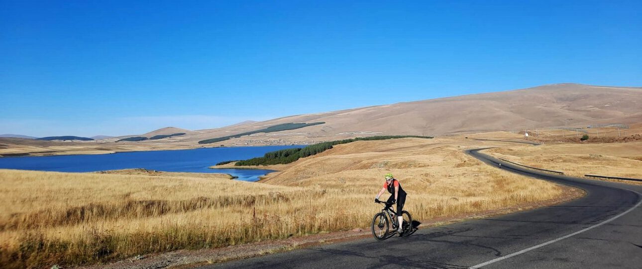 Radreisen mit Kaukasus-Reisen
