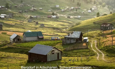 Bergdorf in Adscharien Georgien Schwarzmeerregion